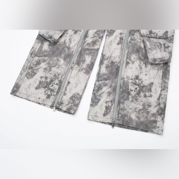 Multi Grey Euro Print With Pockets High Waisted Cargo Pants - Picture 2 of 9